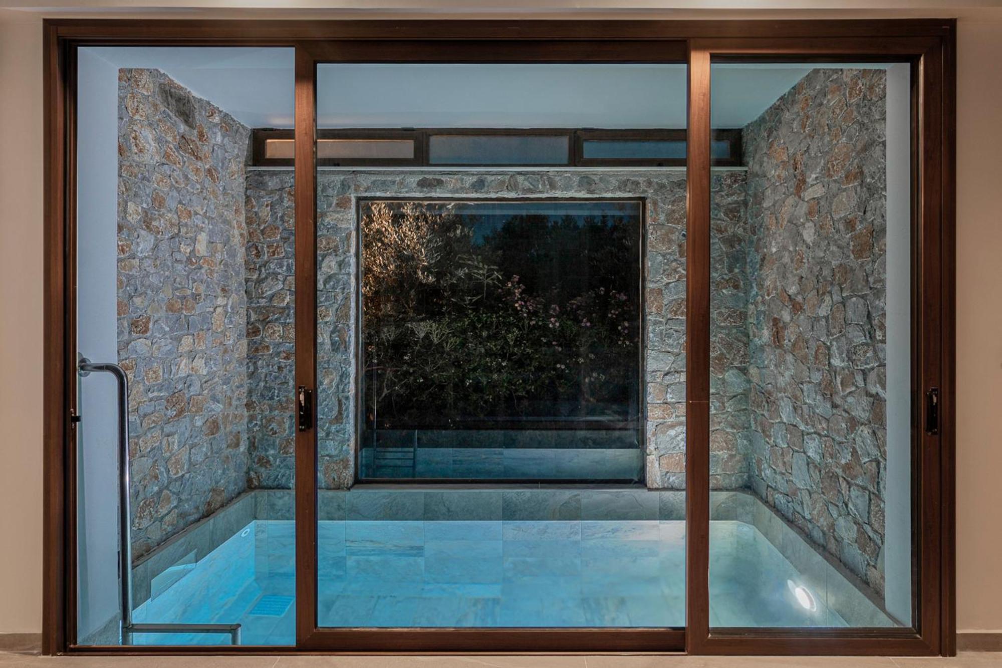 Villa Nineta Tavronitis エクステリア 写真